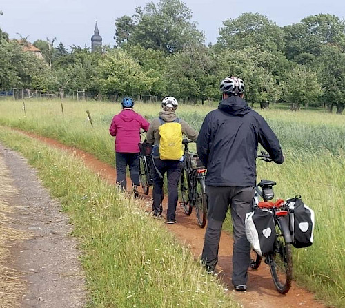 Fahrradpilger beim Schweigemarsch